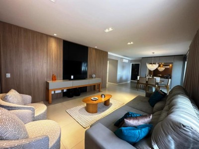 Edifício Córsega - Ilhas do Mediterrâneo