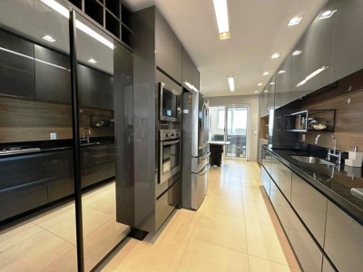 Edifício Córsega - Ilhas do Mediterrâneo