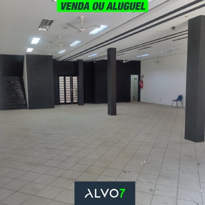 VENDA OU ALUGUEL - Comercial na Batista de Carvalho Calçadão