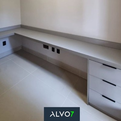 VENDA - Casa - Condomínio Tamboré.