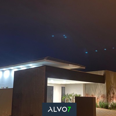 VENDA - Casa - Condomínio Tamboré.