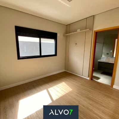 VENDA - Condomínio Villa Dumont - Casa de esquina.