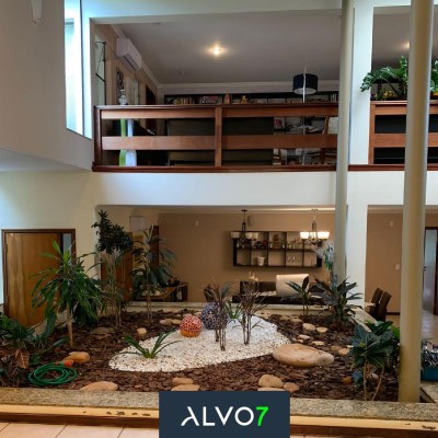 VENDA - casa - Jardim Shangrilá. Projetada pelo Arquiteto Jurandir Bueno.