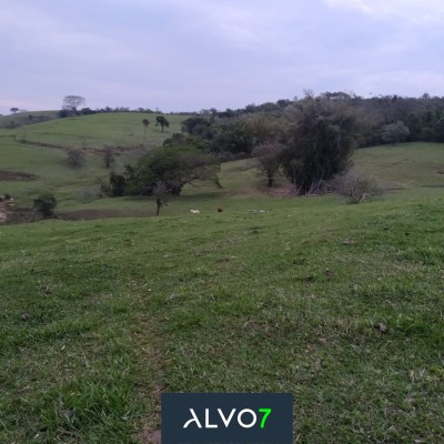 VENDA - Sítio 3 km de Duartina.