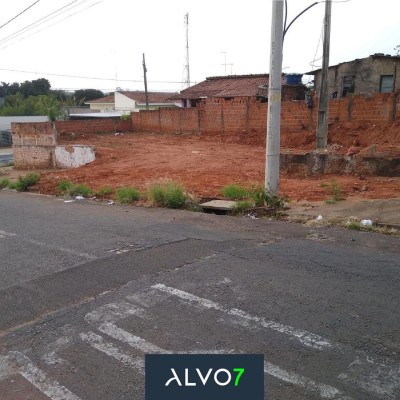 VENDA - Terreno - Jd. Carolina