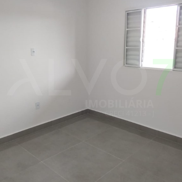 VENDA IMÓVEL RESIDENCIAL NÚCLEO HAB MARY DOTA-8