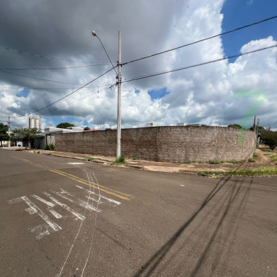 VENDA TERRENO JARDIM SOLANGE