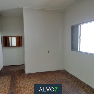 VENDA - Casa - Vila Nova Santa Clara